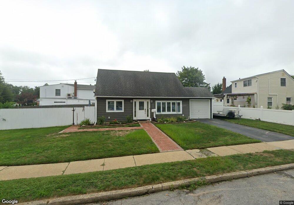 2116 Parkside Dr, Seaford, NY 11783 - photo 1