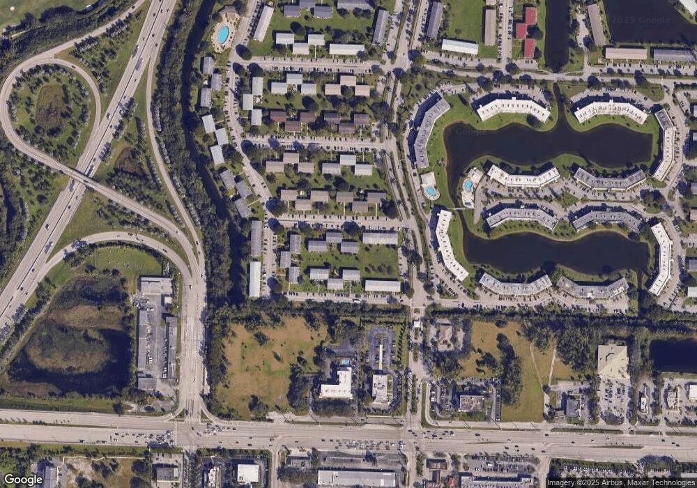 192 Windsor I unit 192, West Palm Beach, FL 33417 - photo 1