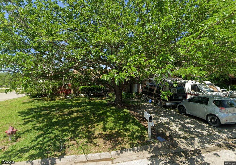 1801 Arkansas St, Gainesville, TX 76240 - photo 1