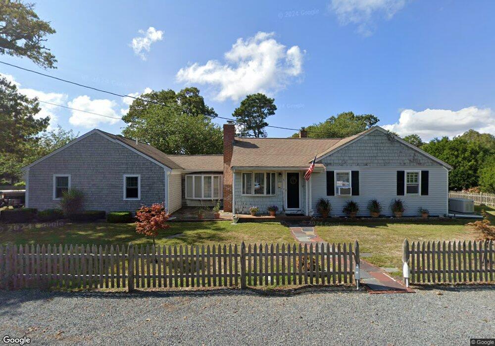 5 Clover Ln, West Dennis, MA 02670 - photo 1