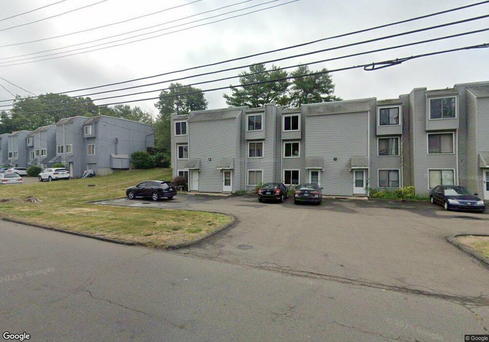 213 Thompson St unit E, East Haven, CT 06513 - photo 1