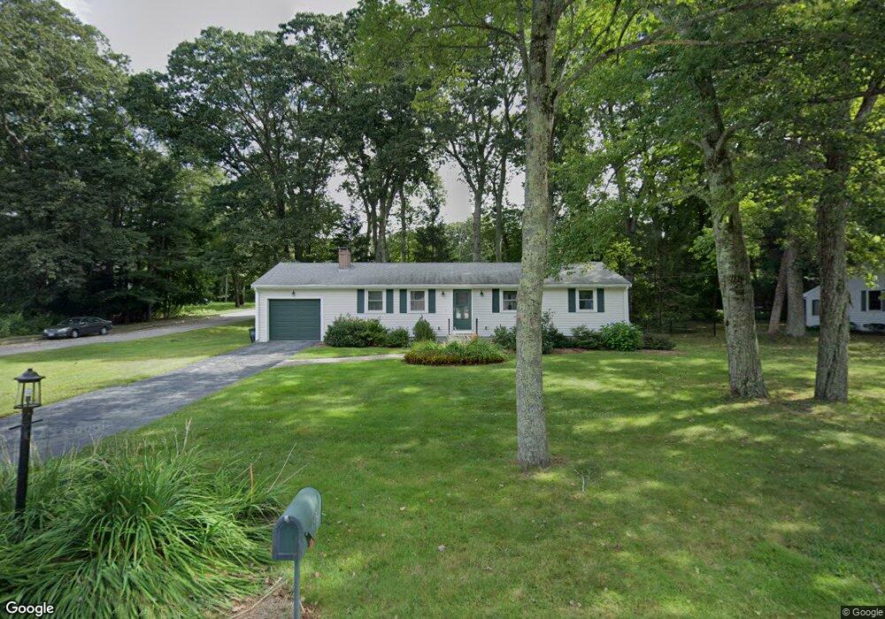 319 Marked Tree Rd, Holliston, MA 01746 - photo 1