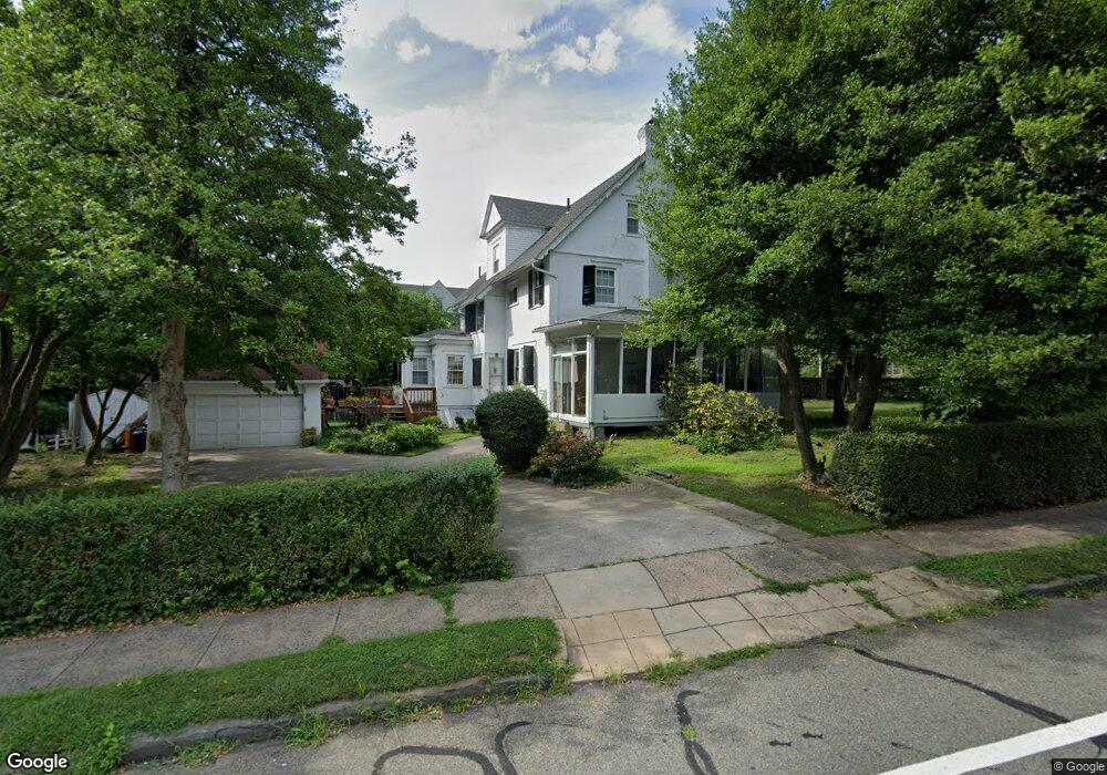 300 N Lansdowne Ave, Lansdowne, PA 19050 - photo 1