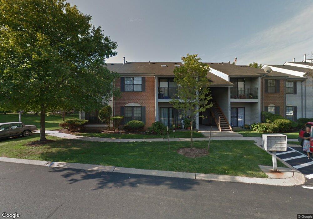 33 Taylor Dr, Franklin Park, NJ 08823 - photo 1