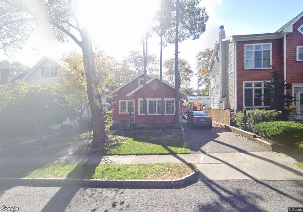 39 Hathaway Place, Glen Ridge, NJ 07028 - photo 1