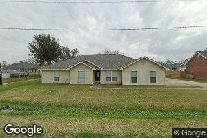 5201 Julia St, Raceland, LA 70394
