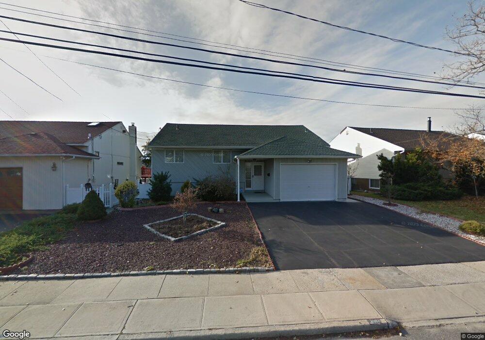 3092 Ann St, Baldwin, NY 11510 - photo 1