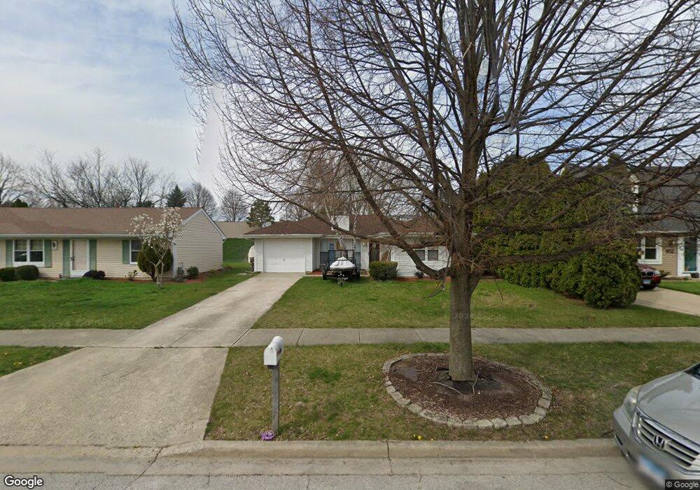 948 Shady Ln, Aurora, IL 60506 - photo 1