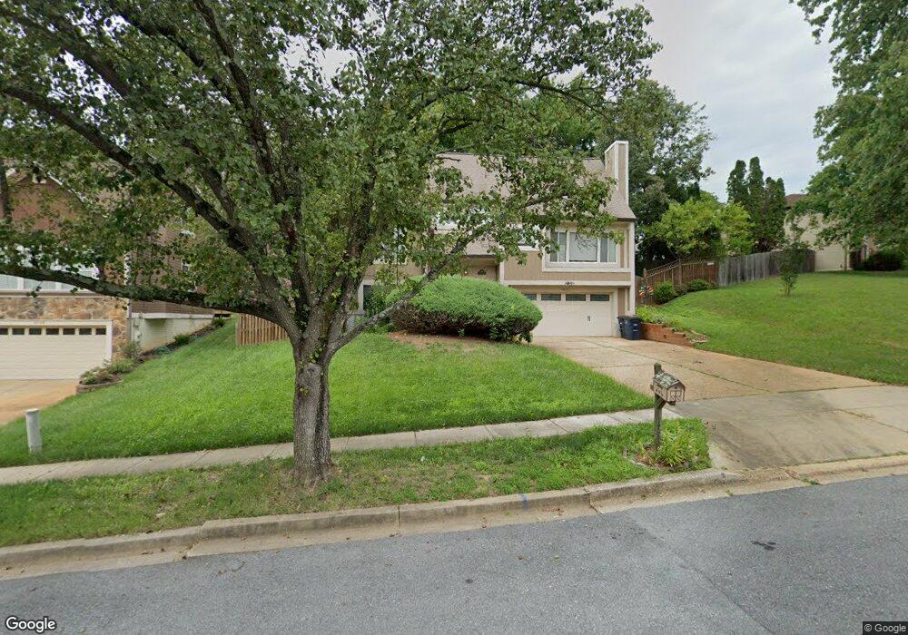 9910 Breezy Knoll Ct, Lanham, MD 20706 - photo 1