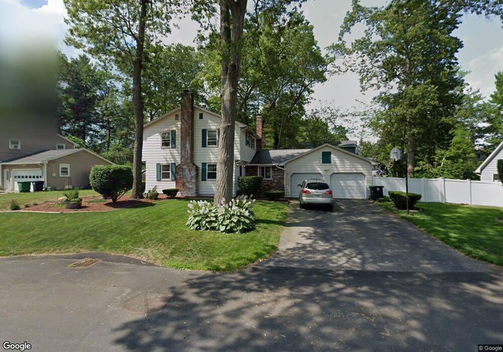 21 Biscayne Pkwy, Nashua, NH 03064 - photo 1