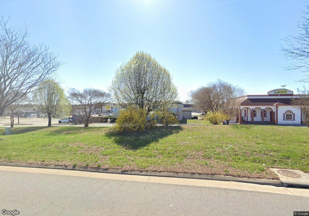 10825 Hull Street Rd, Midlothian, VA 23112 - photo 1