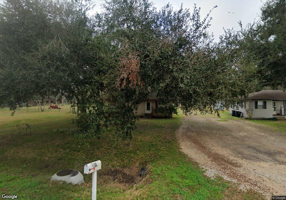 2200 Stadium Dr, Alvin, TX 77511 - photo 1