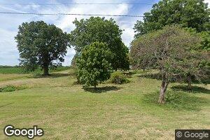 1706 E Hilvety Rd, Moweaqua, IL 62550