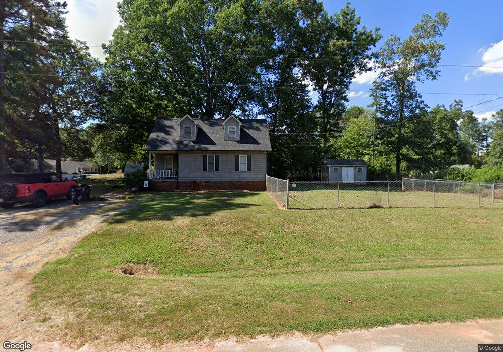 1340 Bonita Ln, Asheboro, NC 27205 - photo 1