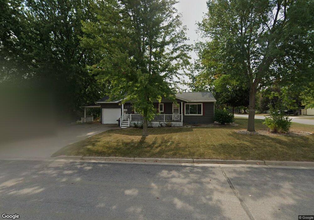 1215 Birchwood Dr, New Ulm, MN 56073 - photo 1