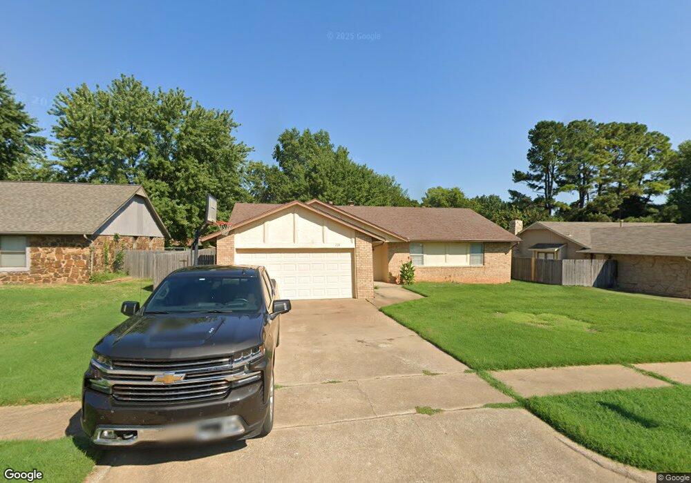 224 W Keywest St, Broken Arrow, OK 74011 - photo 1