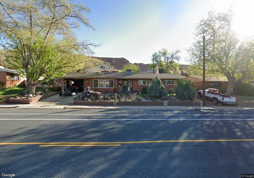 304 Diagonal St, Saint George, UT 84770 - photo 1