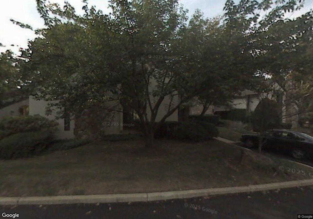 53 Oak Knoll Dr, Berwyn, PA 19312 - photo 1