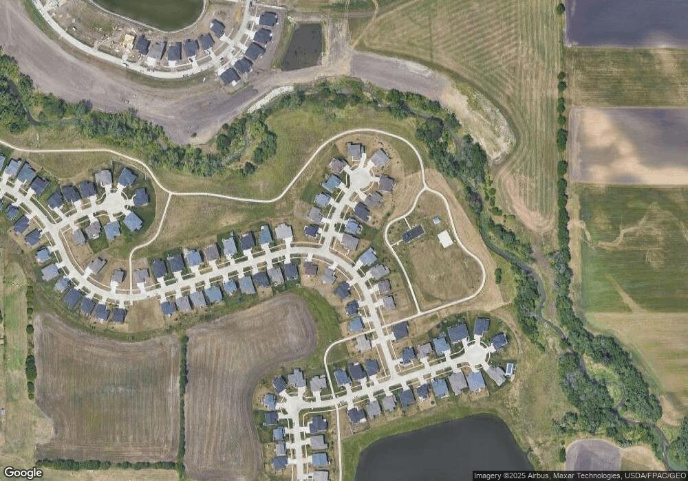 8003 NW 95th Cir, Johnston, IA 50131 - photo 1