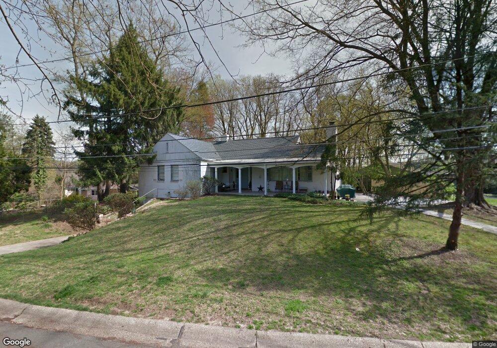 9125 Levelle Dr, Chevy Chase, MD 20815 - photo 1