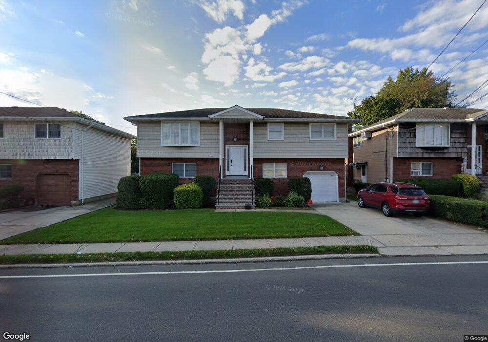 1077 Tulip Ave, Franklin Square, NY 11010 - photo 1