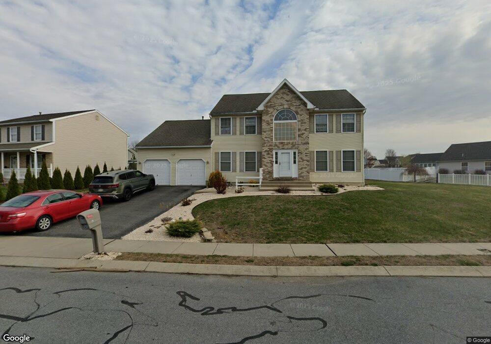 29 Oswego Ln, Reading, PA 19605 - photo 1