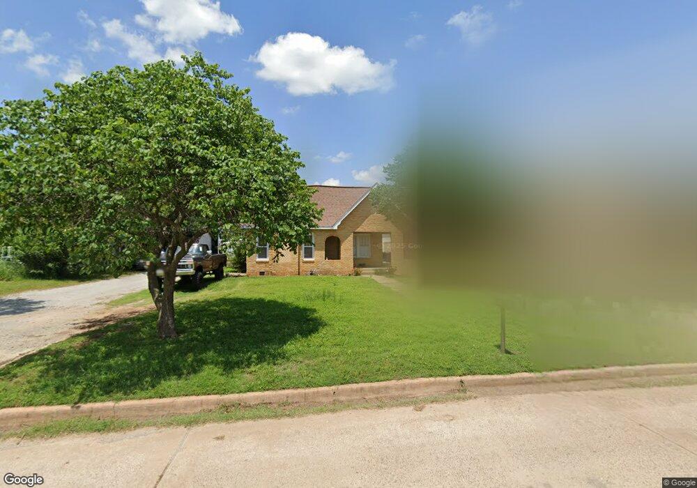 805 W Spruce Ave, Duncan, OK 73533 - photo 1