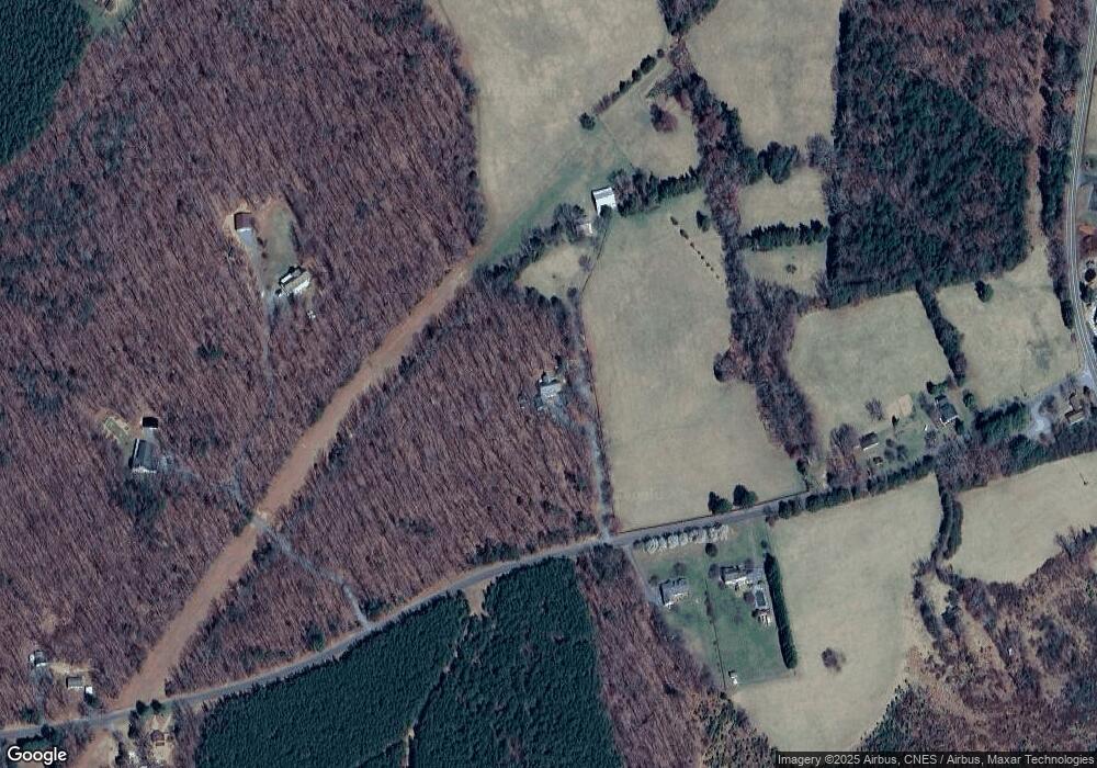 276 Nahor Manor Rd, Palmyra, VA 22963 - photo 1