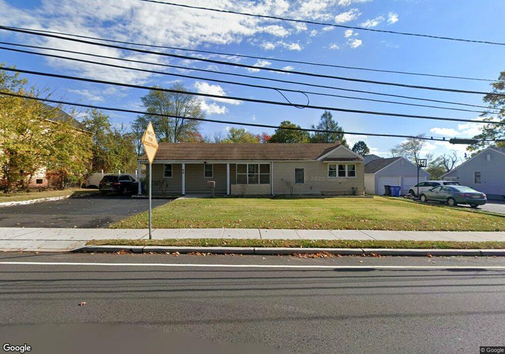 90 Magnolia Rd, Iselin, NJ 08830 - photo 1