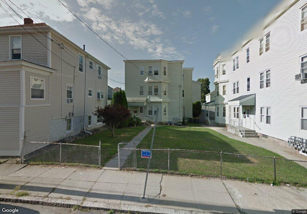 137 Barnes St unit 3, Fall River, MA 02723 - photo 1