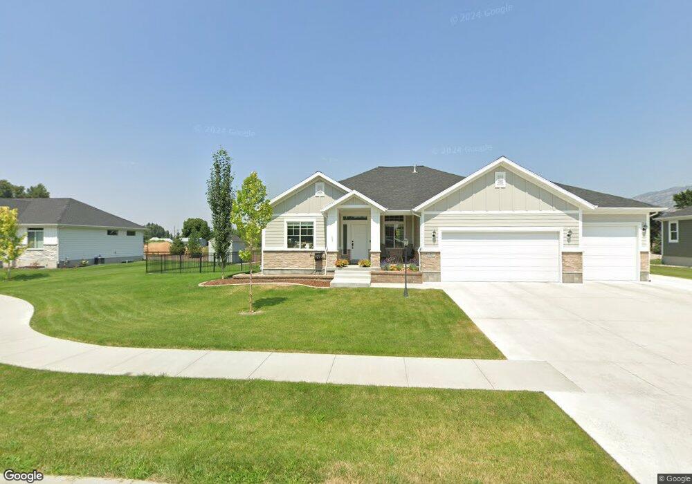 77 E 3880 S unit 4, Nibley, UT 84321 - photo 1