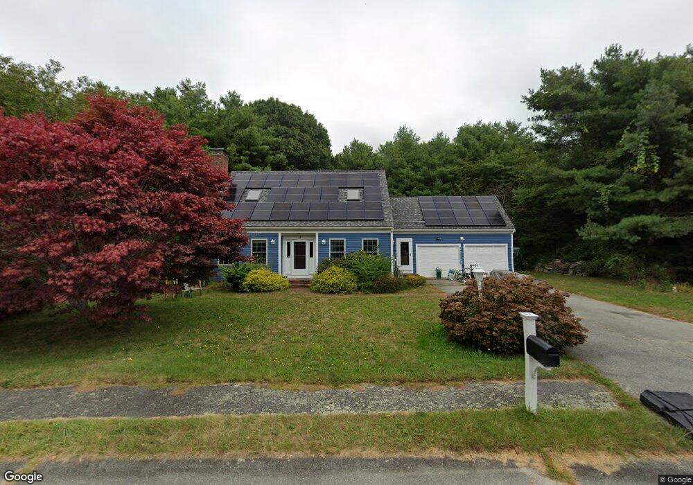 17 Pinewood Ln, Falmouth, MA 02536 - photo 1