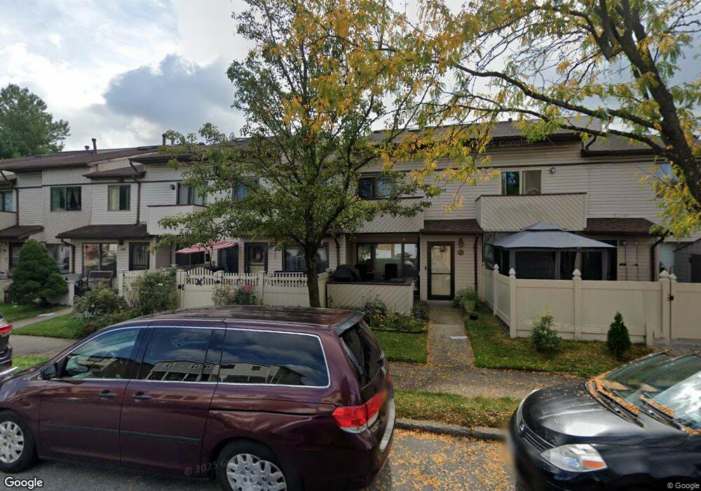 422 Lisk Ave unit 187, Staten Island, NY 10303 - photo 1