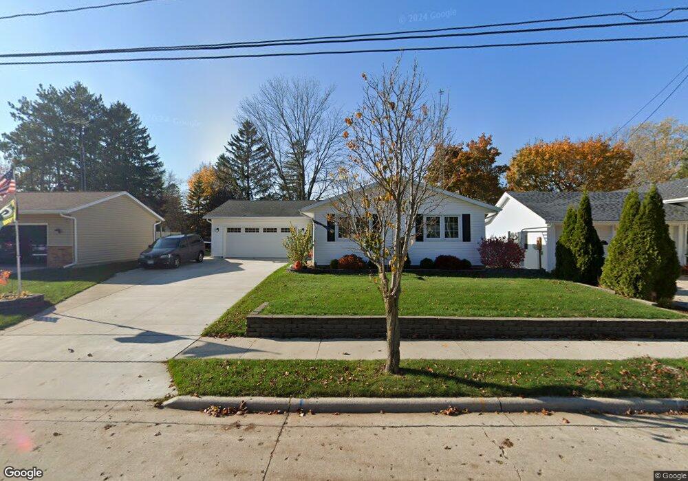 3806 Monroe St, Two Rivers, WI 54241 - photo 1