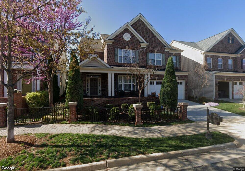 5804 Falls Gate Ct, Falls Church, VA 22041 - photo 1