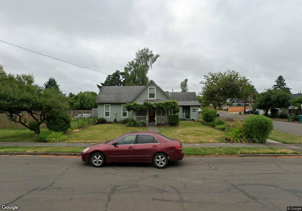 900 E 4th St, Newberg, OR 97132 - photo 1