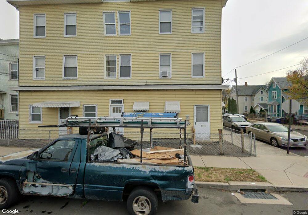 1220 Pembroke St unit 6, Bridge Port, CT 06608 - photo 1