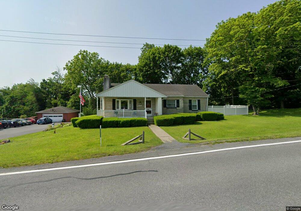 2546 Old Post Rd, Coplay, PA 18037 - photo 1