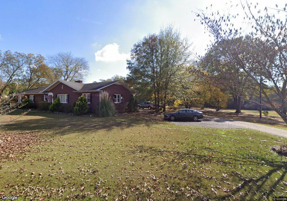 230 Mullinax Dr, Greenville, SC 29607 - photo 1