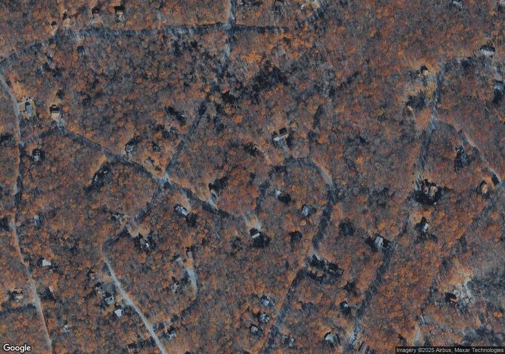 668 Whippoorwill Dr, Bushkill, PA 18324 - photo 1