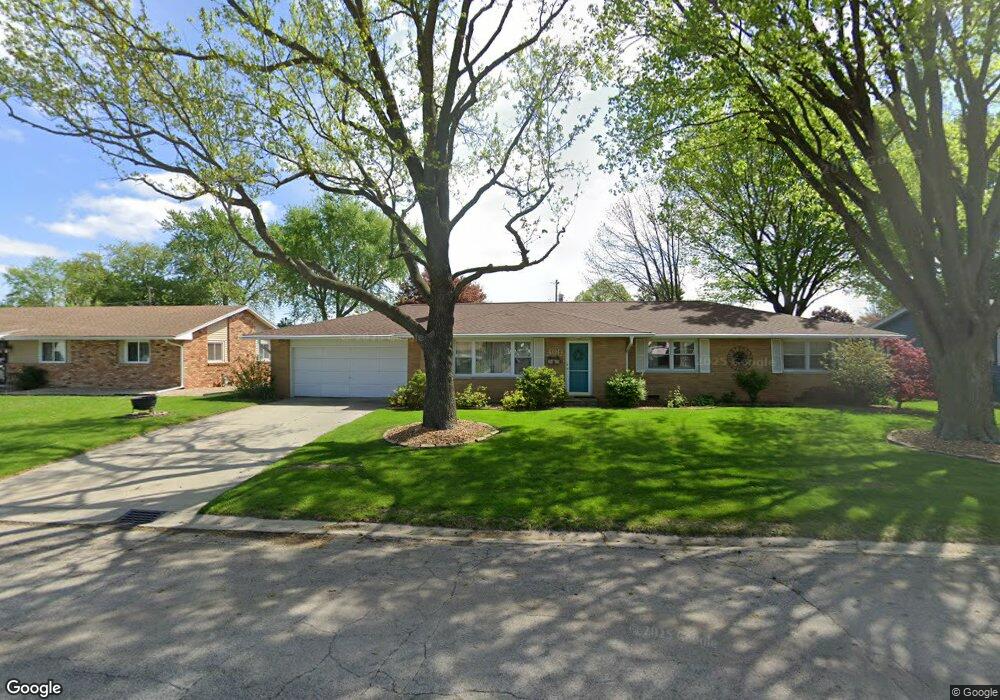 400 Northgate St, Lincoln, IL 62656 - photo 1
