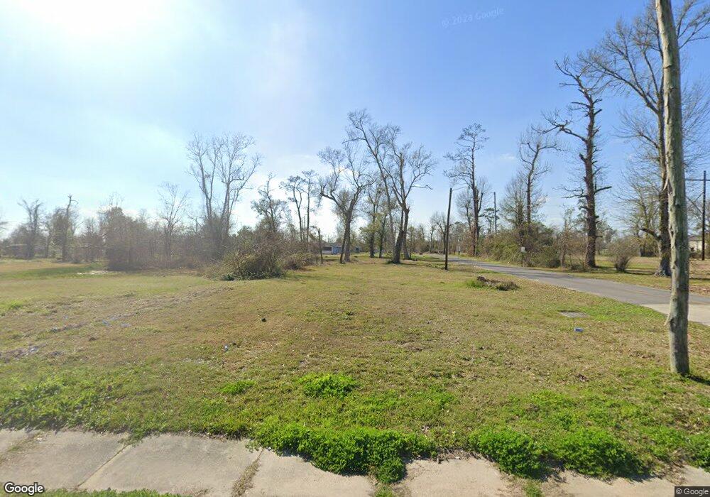 1921 Simmons St, Lake Charles, LA 70601 - photo 1