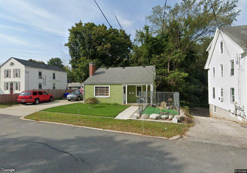 18 Earl St, West Warwick, RI 02893 - photo 1