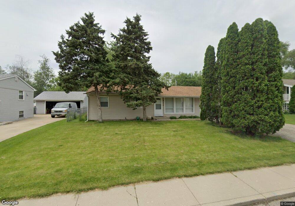 213 Ensenada Dr, Carpentersville, IL 60110 - photo 1