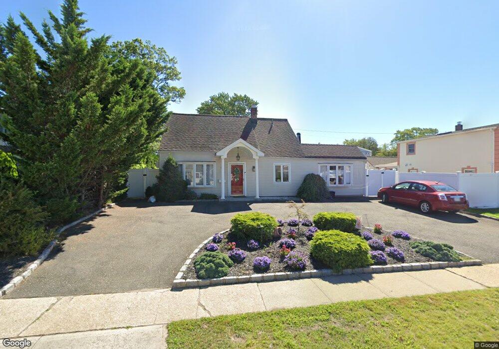 83 Ranch Ln, Levittown, NY 11756 - photo 1