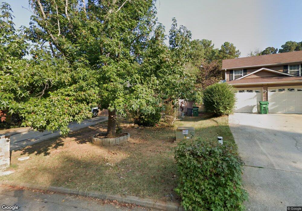 2091 Corners Cir, Lithonia, GA 30058 - photo 1