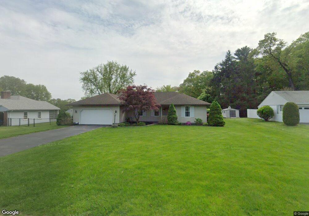 81 Braintree Rd, West Springfield, MA 01089 - photo 1