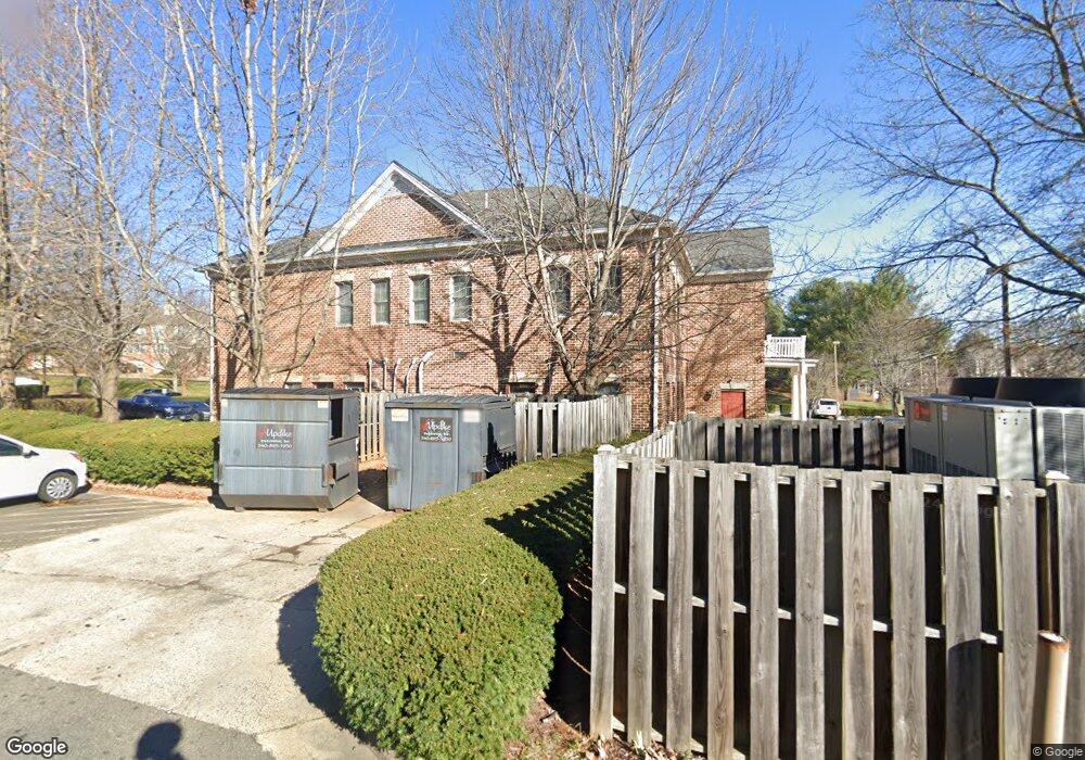 225 Oak Springs Dr, Warrenton, VA 20186 - photo 1