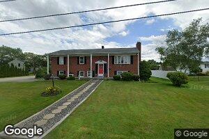 36 Academy Ave, Bristol, RI 02809