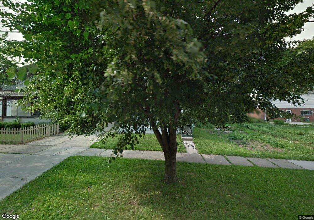 713 W Lapeer St, Lansing, MI 48915 - photo 1